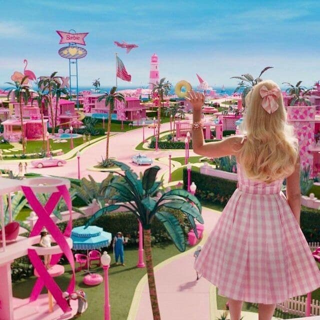 I Spent A Day Living AS BARBIE WOULD