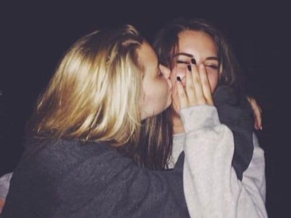 How to Break Free From the Catch-up Friendship Loop